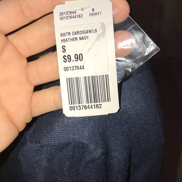 Cardigan - Picture 1 of 2